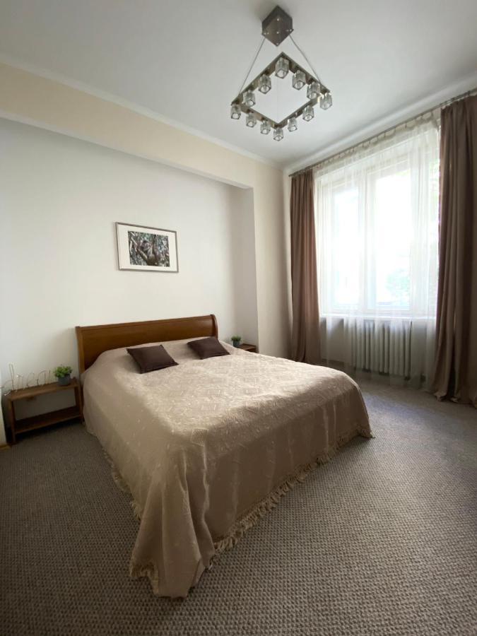 Family Apartment Lviv Eksteriør bilde