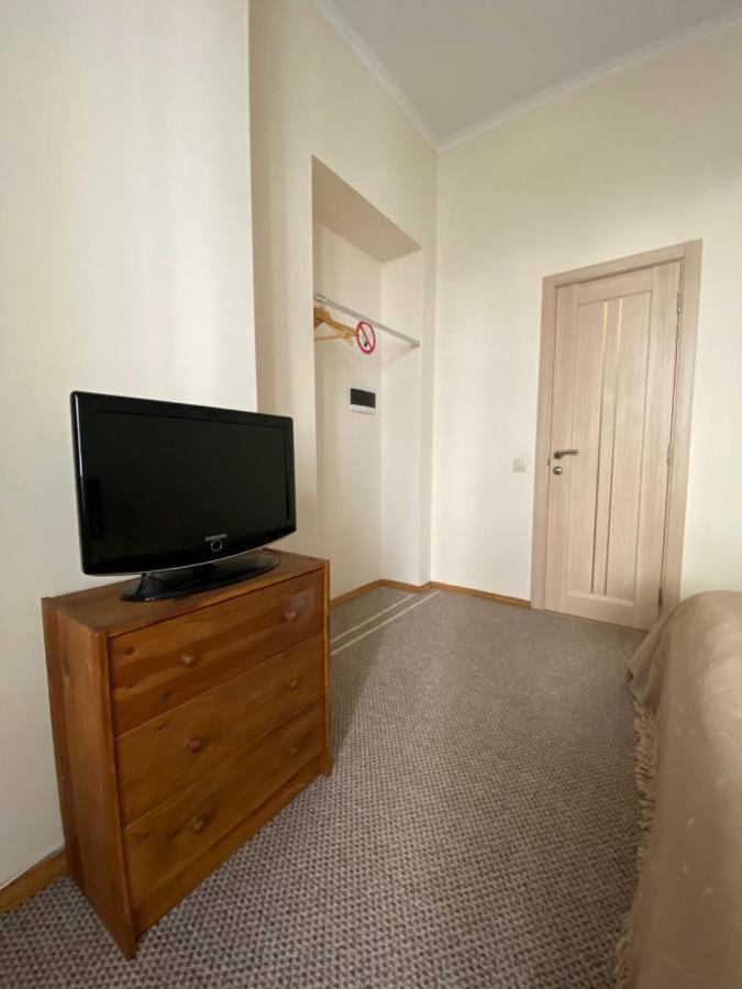 Family Apartment Lviv Eksteriør bilde