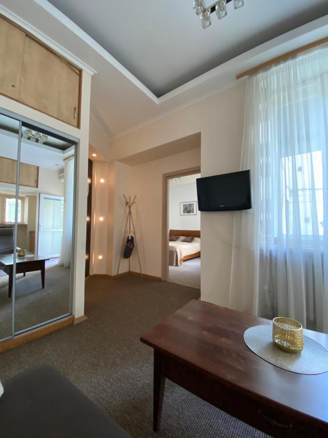 Family Apartment Lviv Eksteriør bilde